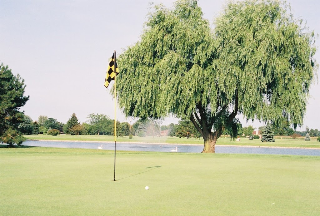 Green Meadows Golf Course | 1555 Strasburg Rd, Monroe, MI 48161, USA | Phone: (734) 242-5566