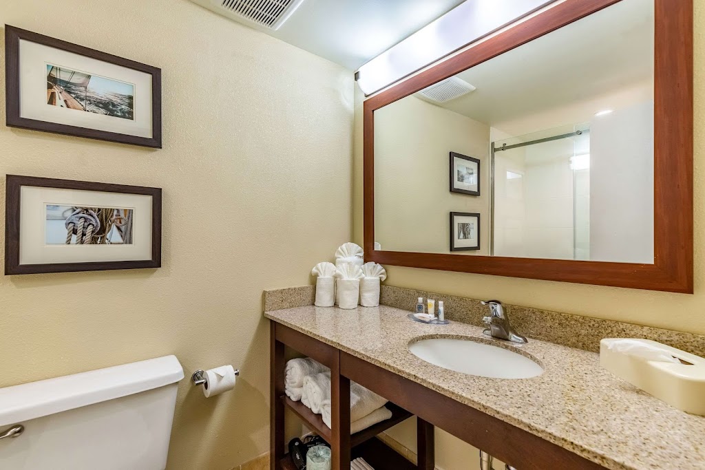 Comfort Inn Newport News - Hampton I-64 | 12330 Jefferson Ave, Newport News, VA 23602, USA | Phone: (757) 249-0200