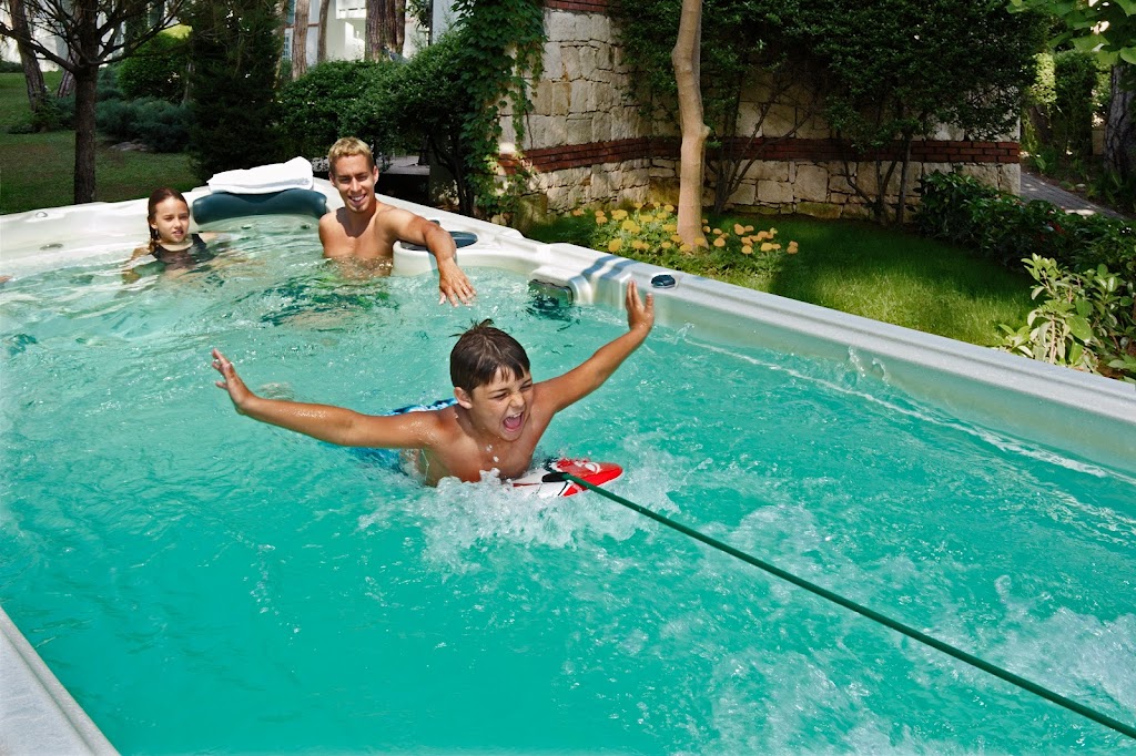 Waterbee Pools & Hot Tubs | 2464 Essex County Rd 20, Harrow, ON N0R 1G0, Canada | Phone: (519) 736-2806