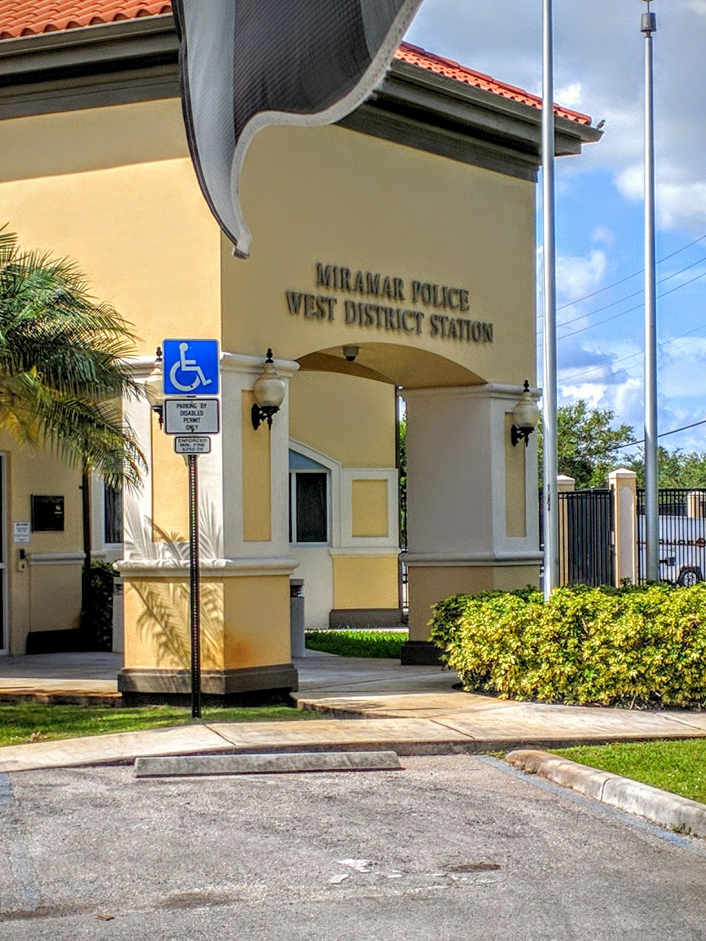 Miramar Police West District Station | 2811 SW 186th Ave, Miramar, FL 33029, USA | Phone: (954) 602-2100