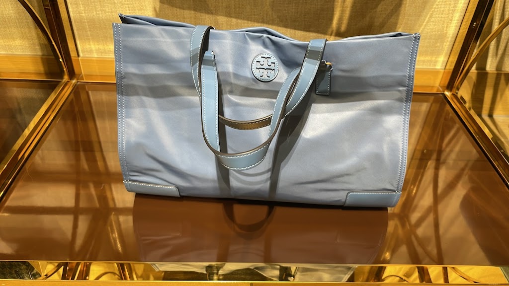 Tory Burch Outlet | 3939 IH 35 S, San Marcos, TX 78666, USA | Phone: (512) 392-4232