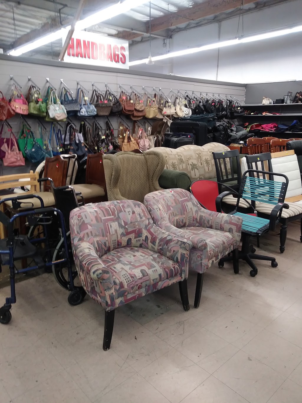 Valley Thrift Store | 777 W Foothill Blvd, Azusa, CA 91702, USA | Phone: (626) 969-4444