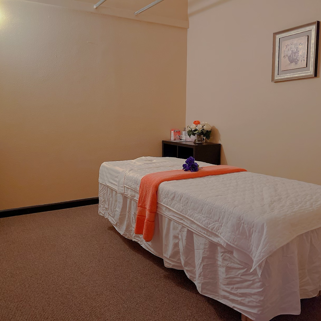 High Five Massage | 1521 N Custer Rd STE 2300, McKinney, TX 75071, USA | Phone: (469) 927-6466