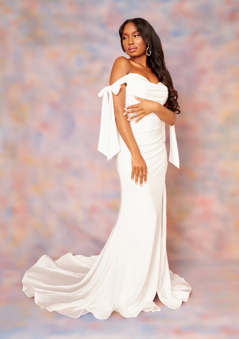 DeLorne Bridal | 3309 Vollmer Rd, Flossmoor, IL 60422, USA | Phone: (708) 433-9535