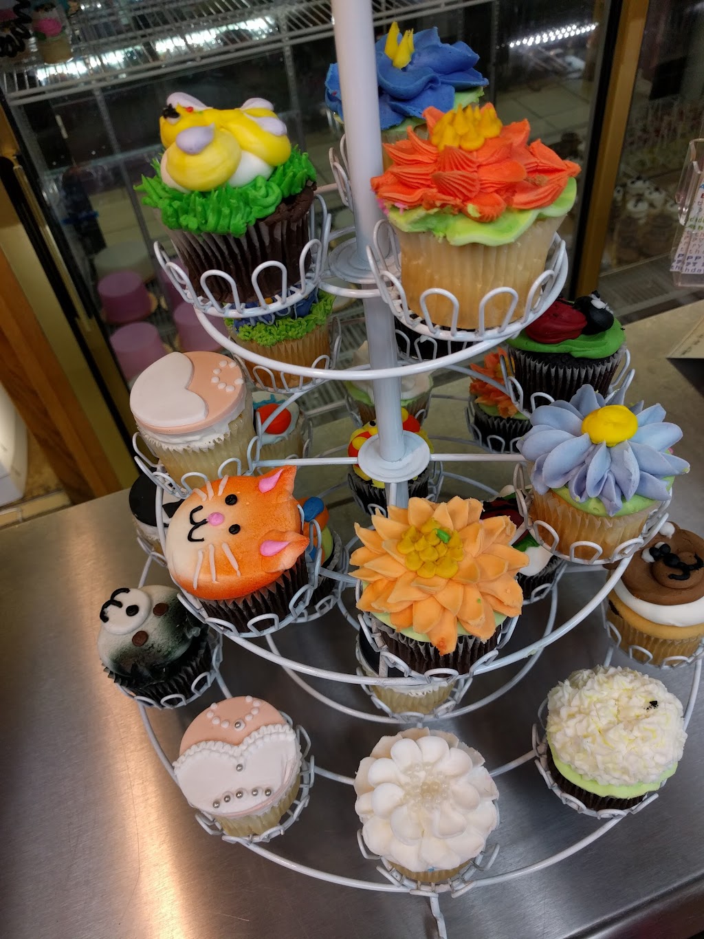 Mayers Bakery | 14 Peninsula Center, Rolling Hills Estates, CA 90274, USA | Phone: (310) 377-7846