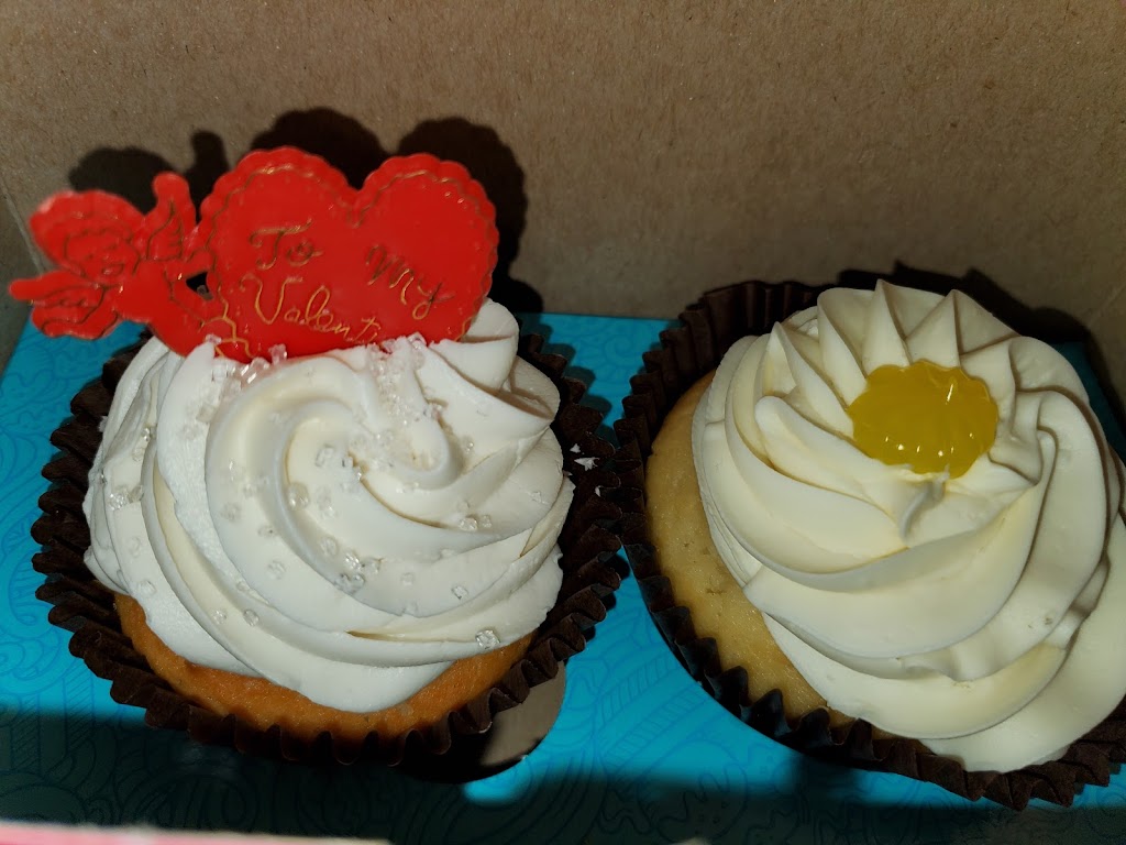 SmallCakes Cupcakery | 8338 E 21st St N, Wichita, KS 67206 | Phone: (316) 685-2253