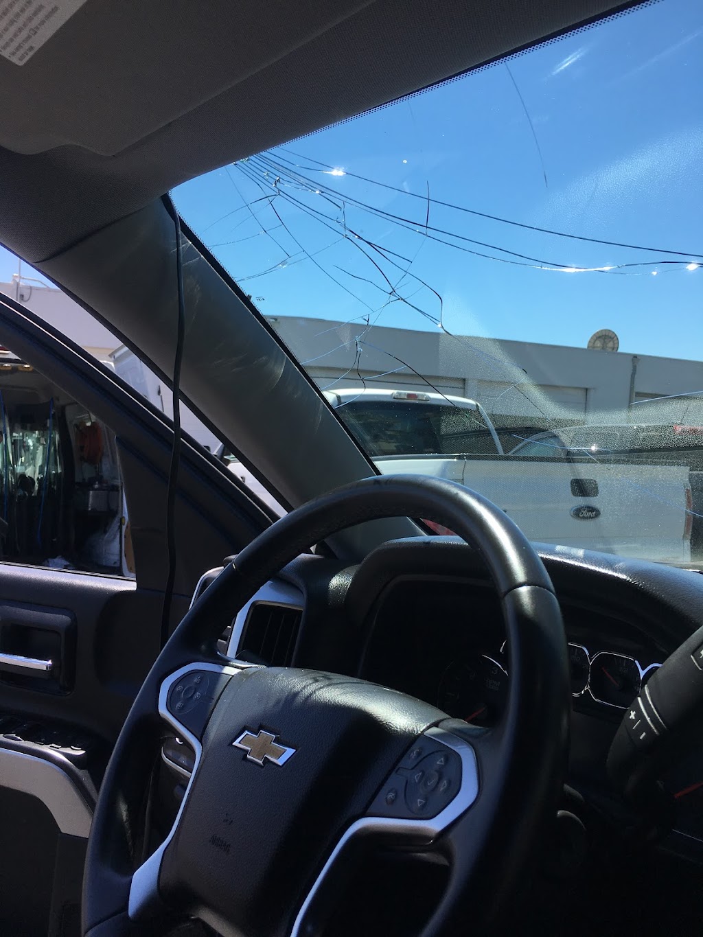 Unlimited Auto Glass | 100 Gable Ave Apt A, Vacaville, CA 95688, USA | Phone: (707) 450-5095