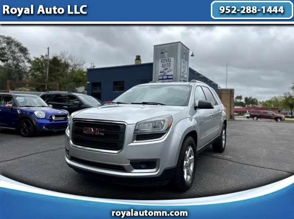 Royal Auto | 174 3rd St S, Bayport, MN 55003, USA | Phone: (952) 288-1444