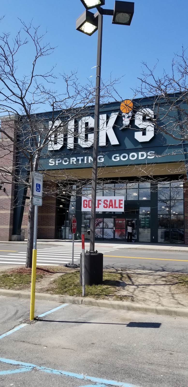 DICKS Sporting Goods | 3434 Amelia Dr, Orchard Park, NY 14127, USA | Phone: (716) 821-1616