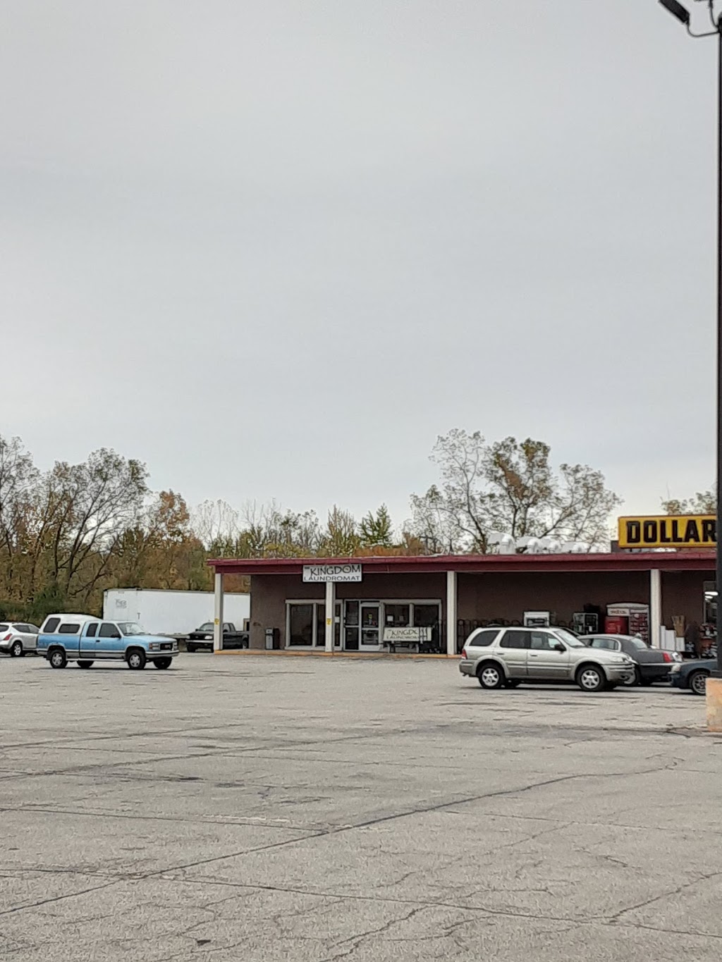 The Kingdom Laundromat | 246 E Monroe St, Decatur, IN 46733 | Phone: (260) 222-7160