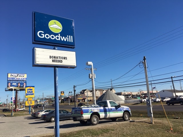 Goodwill Store | 543 S Mansfield Dr, Scottsburg, IN 47170, USA | Phone: (812) 752-5200