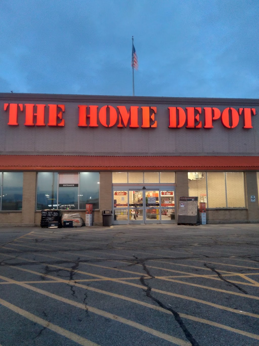 The Home Depot 4330 N Leavitt Rd, Lorain, OH 44053