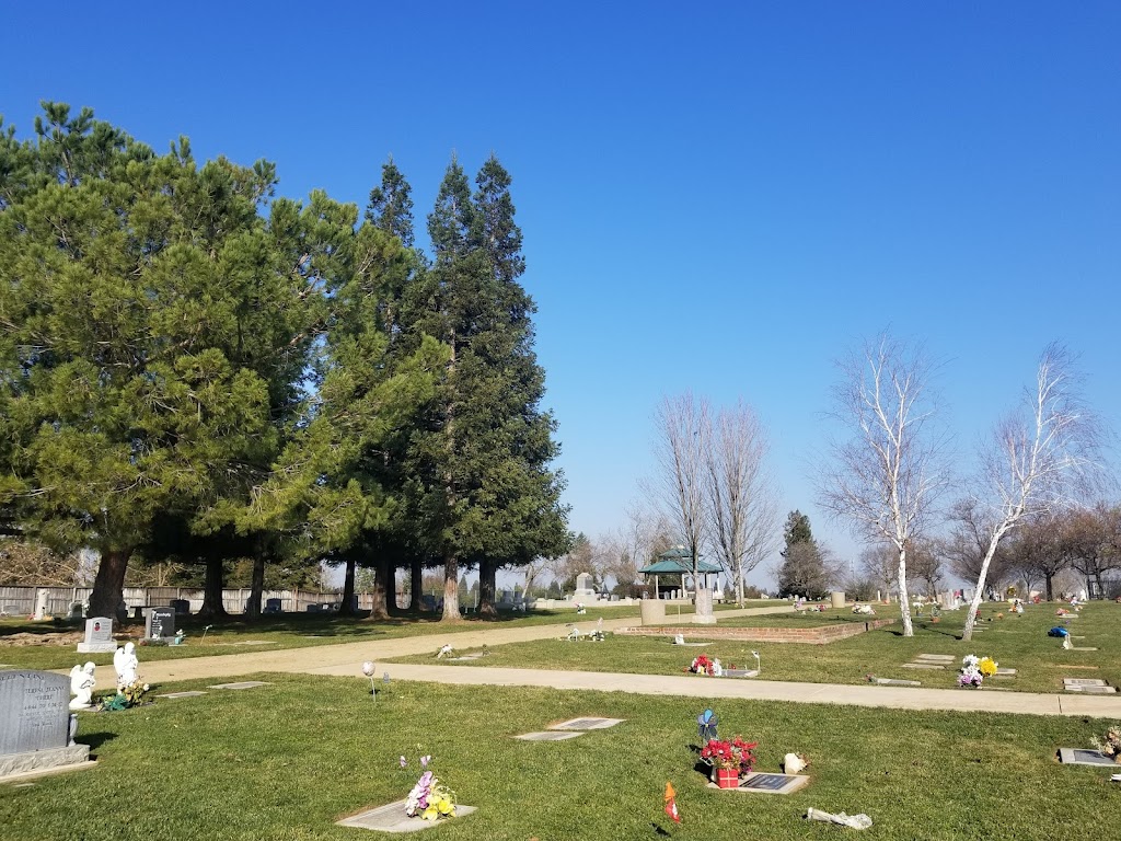 Hilltop Cemetery | 9420 Waterman Rd, Elk Grove, CA 95624, USA | Phone: (916) 686-5170
