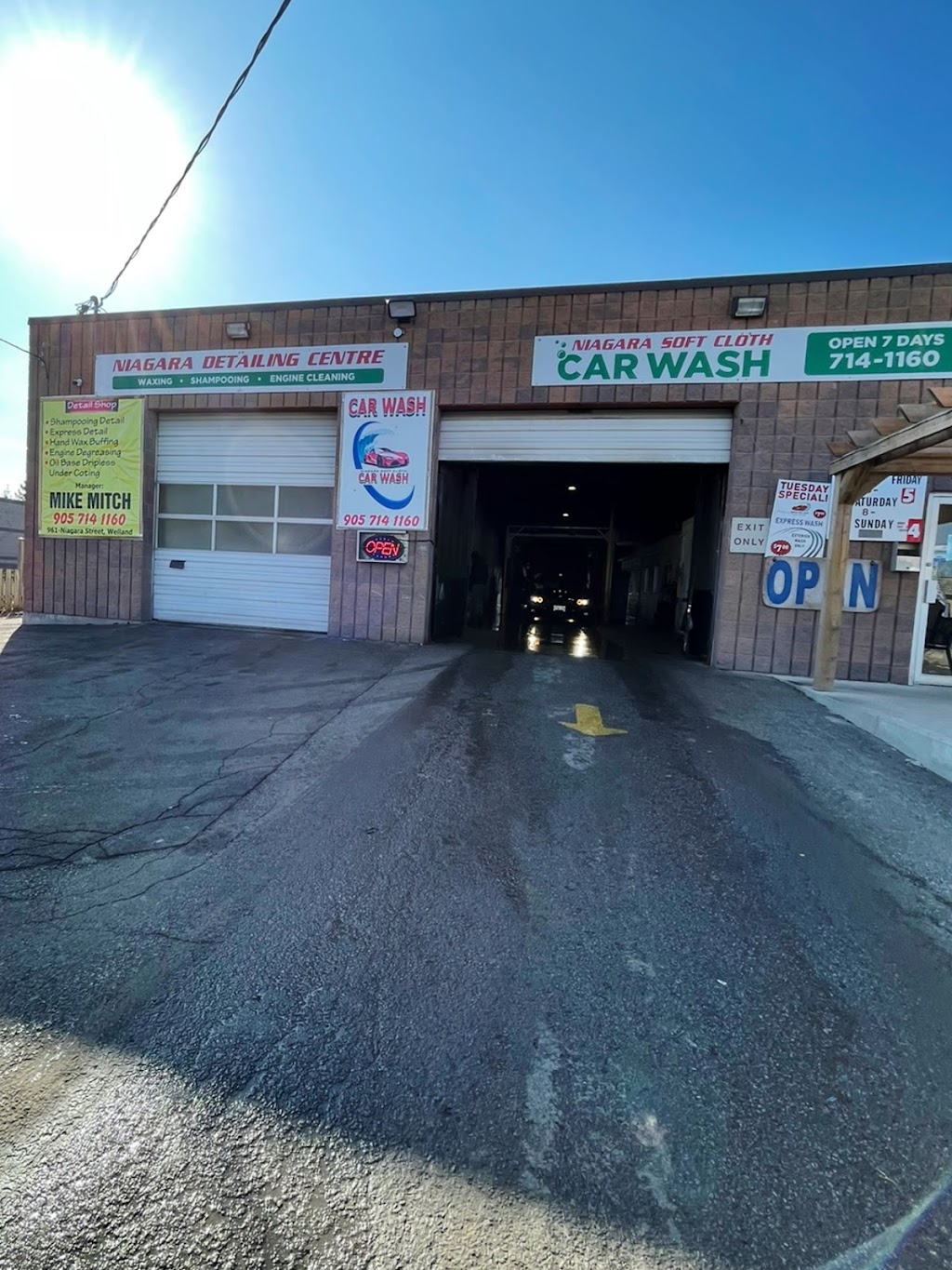 Niagara Soft Cloth Car Wash & Detailing Centre | 961 Niagara St, Welland, ON L3C 1M5, Canada | Phone: (905) 714-1160