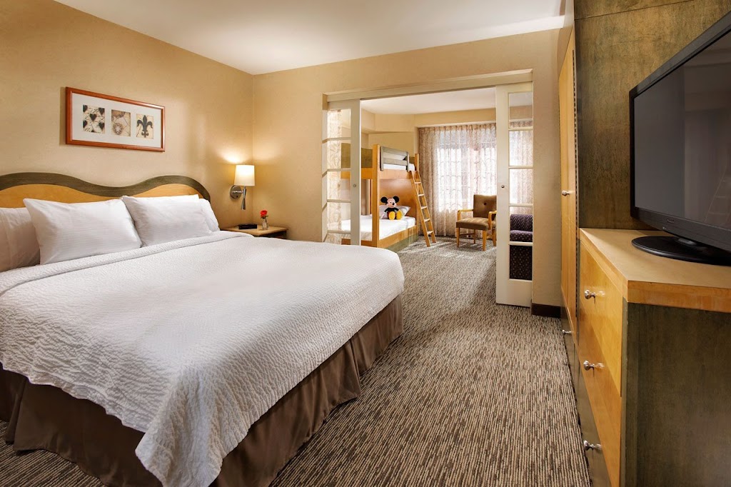 Anaheim Portofino Inn & Suites | 1831 S Harbor Blvd, Anaheim, CA 92802, USA | Phone: (714) 782-7600