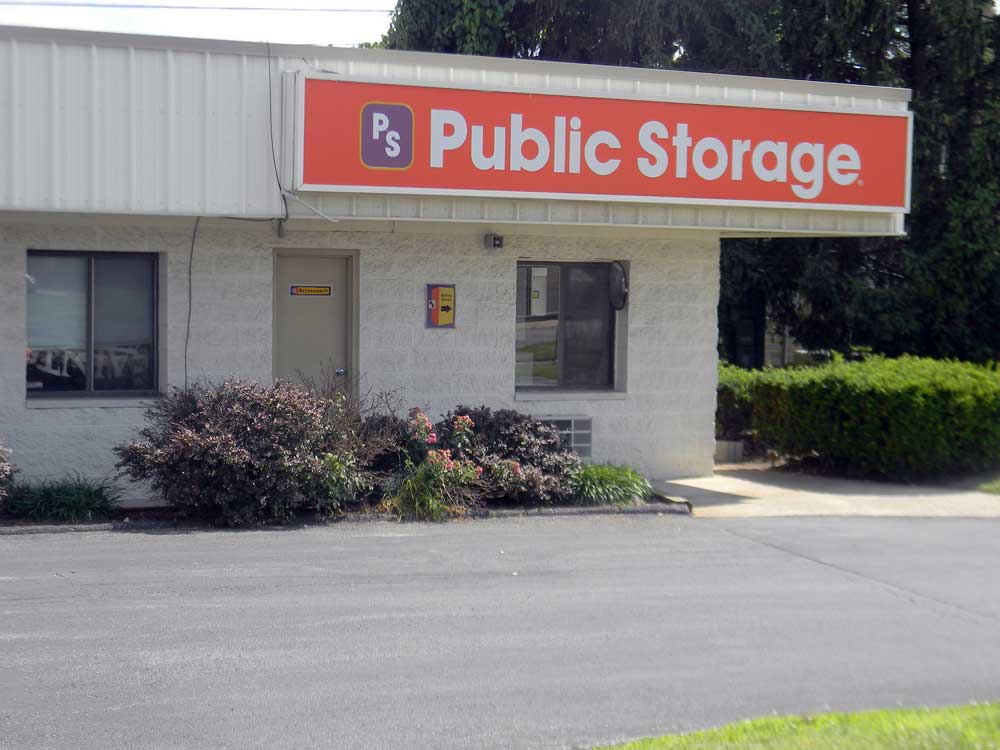 Public Storage | 6750 Ambleside Dr, Columbus, OH 43229, USA | Phone: (614) 547-3669