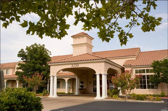 Oakmont of the Lakes | 3250 S Fort Apache Rd, Las Vegas, NV 89117, USA | Phone: (702) 553-1429