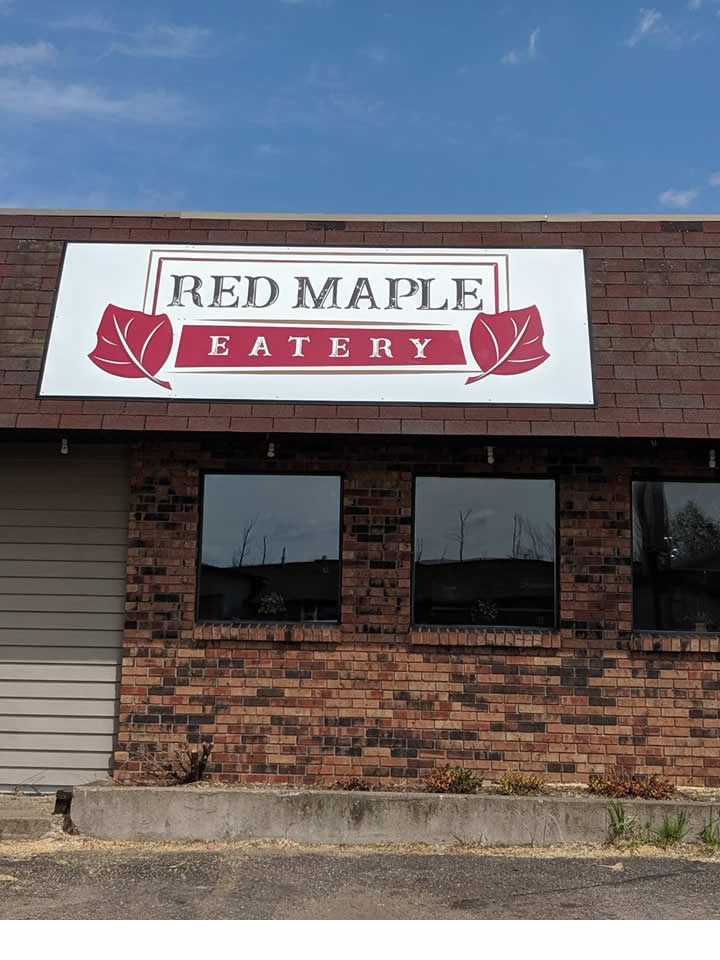 Red Maple Eatery | 12 Robertson Rd, Luck, WI 54853, USA | Phone: (715) 472-8987