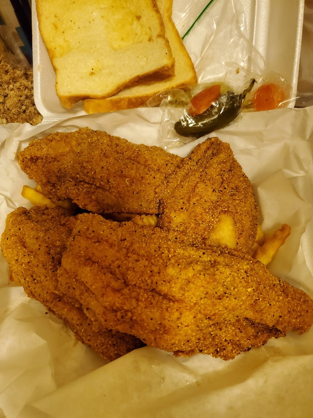 Catfish & More | 3800 S Lancaster Rd, Dallas, TX 75216, USA | Phone: (972) 773-9888