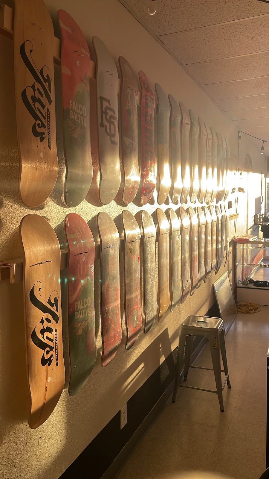 Jays boardshop | 610 N Redondo Dr, Oceanside, CA 92057, USA | Phone: (760) 481-9750