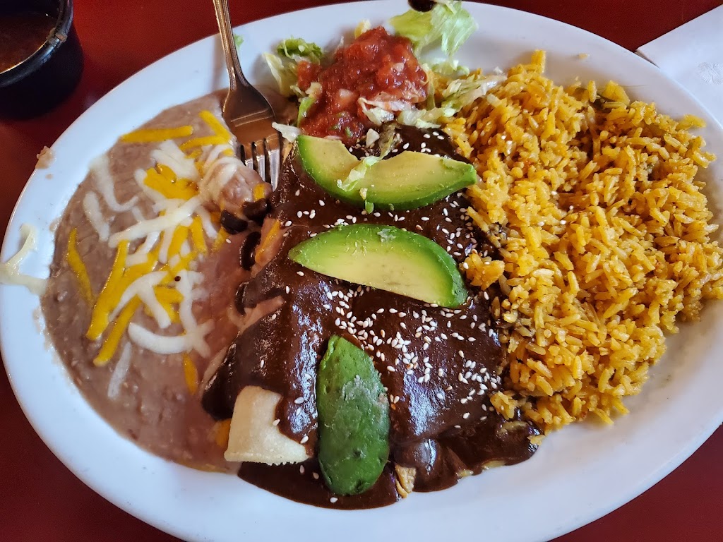 Chepos Mexican Restaurant - Wasilla | 731 W Parks Hwy, Wasilla, AK 99654, USA | Phone: (907) 373-5656