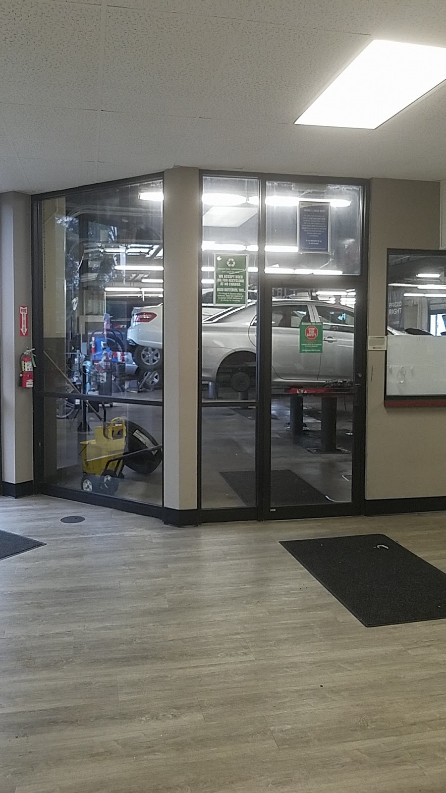 AT&T Store | 5007 Parkcrest Dr Ste 101, San Antonio, TX 78218, USA | Phone: (210) 369-2279