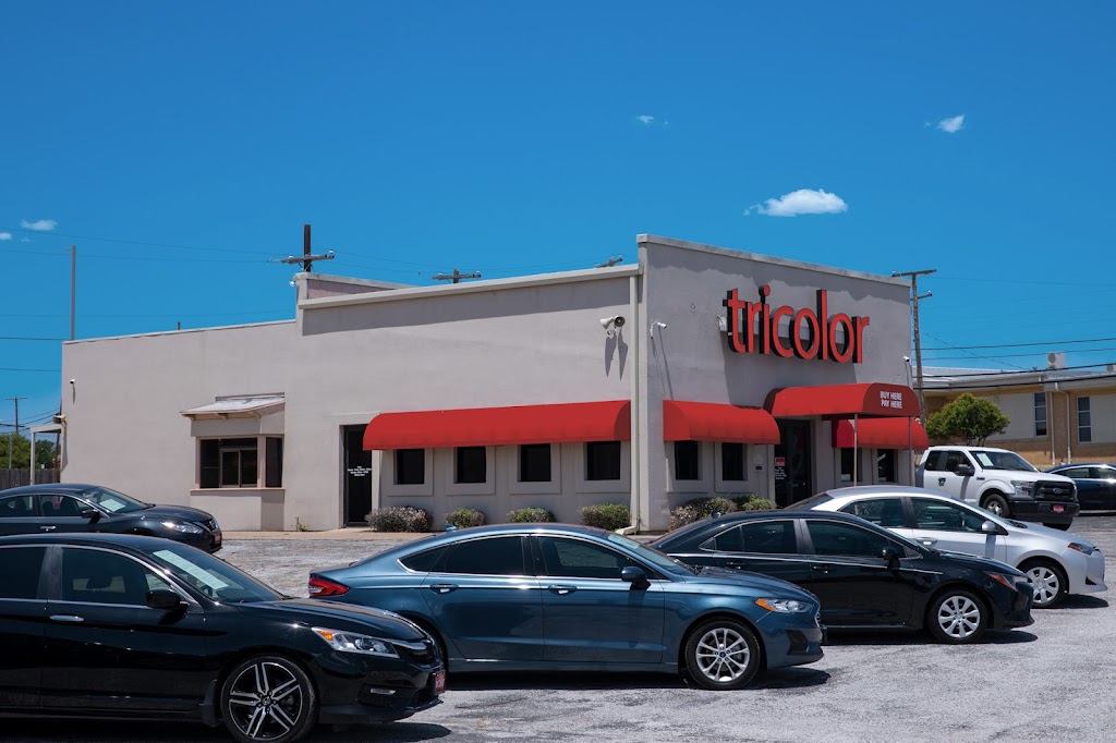 Tricolor Auto - Fort Worth Haltom City | 5959 E Belknap St, Haltom City, TX 76117 | Phone: (800) 927-2379