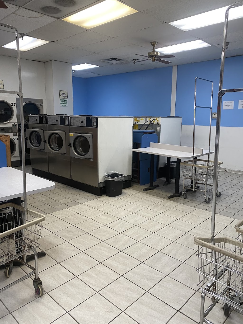 Taylor Coin Laundry | 27190 Eureka Rd, Taylor, MI 48180, USA | Phone: (734) 941-5542