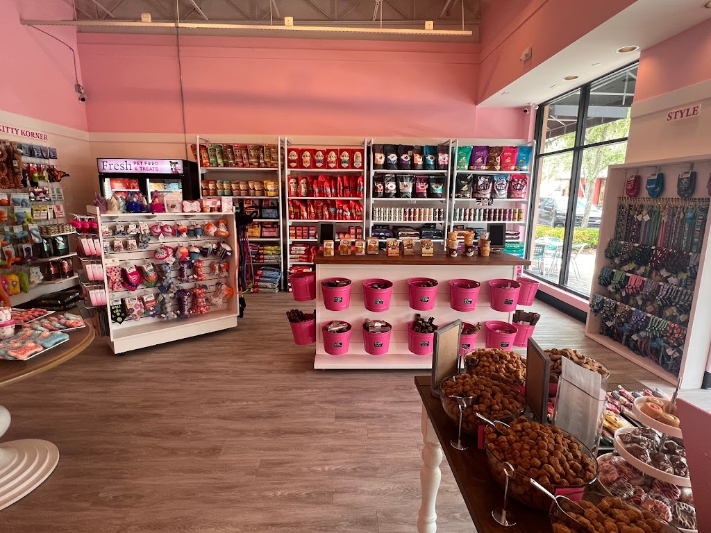 Woof Gang Bakery & Grooming Lakeland | 1544 Town Center Dr W, Lakeland, FL 33803, USA | Phone: (863) 450-2365