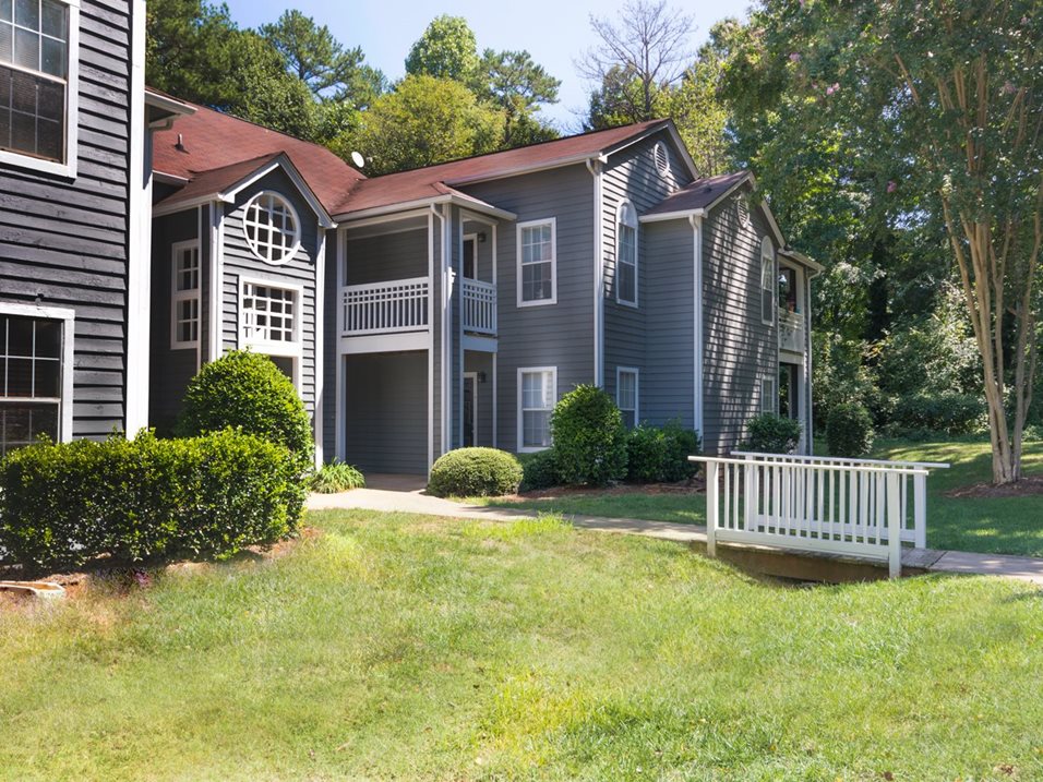 Delta Crossing Apartments | 6000 Delta Crossing Ln, Charlotte, NC 28212, USA | Phone: (704) 486-1415