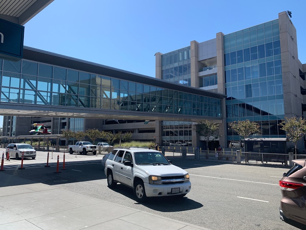 Sacramento International Airport | 6900 Airport Blvd, Sacramento, CA 95837, USA | Phone: (916) 929-5411