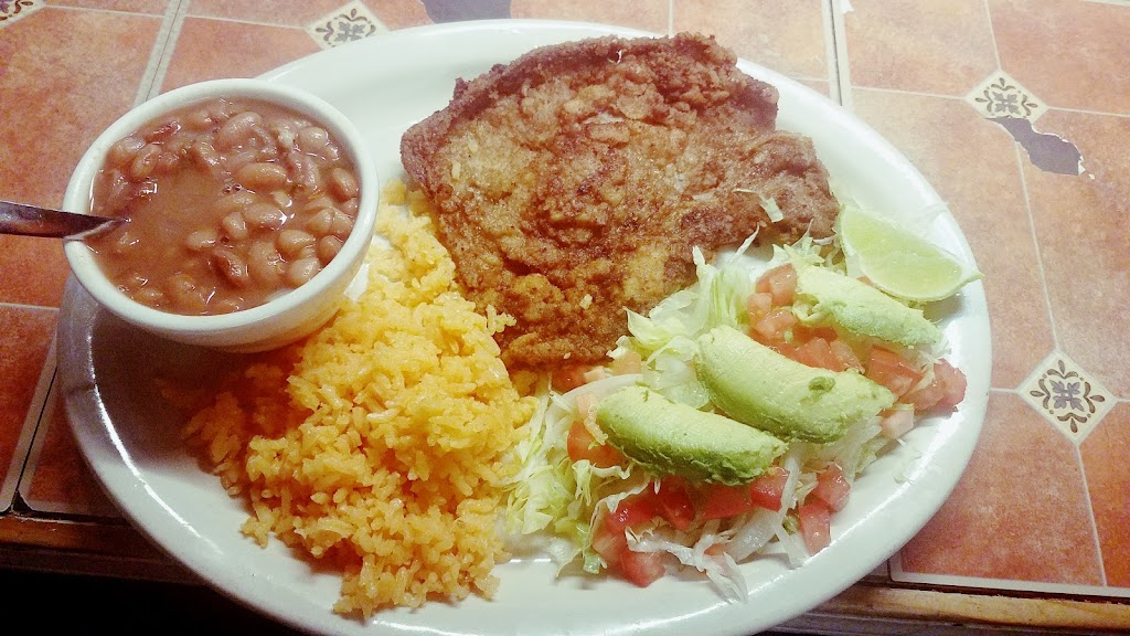 yayas place Mexican Restaurant | 116 N Waco St, Hillsboro, TX 76645, USA | Phone: (254) 582-3999