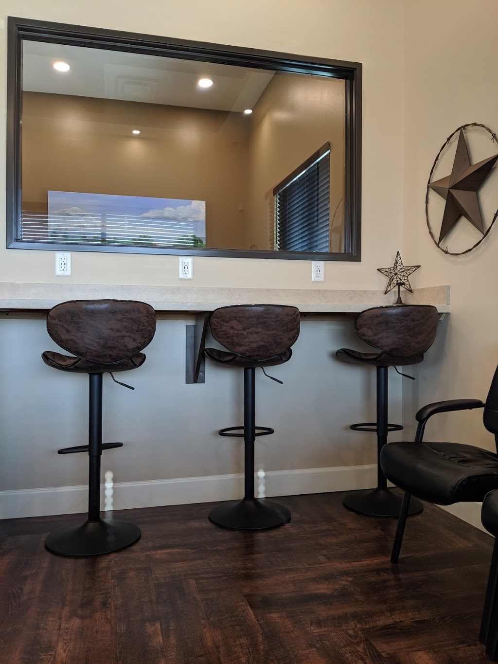 Hutto Premier Dentistry | 60 Chris Kelley Blvd, Hutto, TX 78634 | Phone: (512) 846-2646