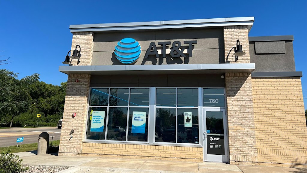 AT&T Store | 760 N Chestnut St, Chaska, MN 55318, USA | Phone: (952) 361-0731