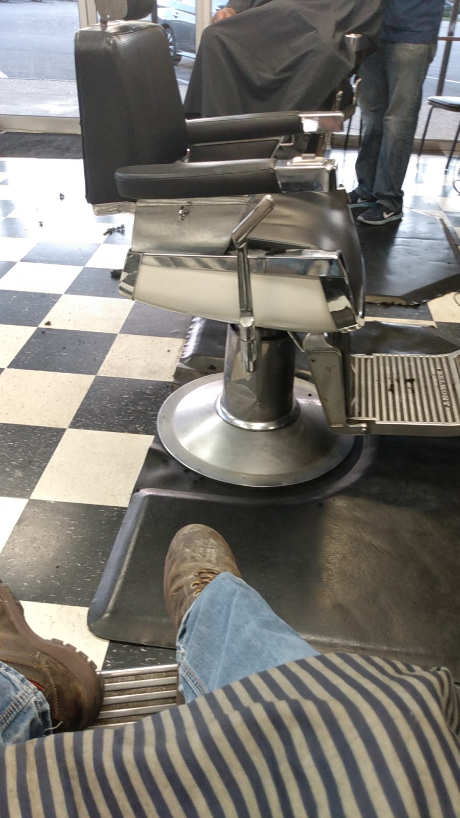 Blades Barber Shop | 4088 Elvis Presley Blvd, Memphis, TN 38116, USA | Phone: (901) 395-0102