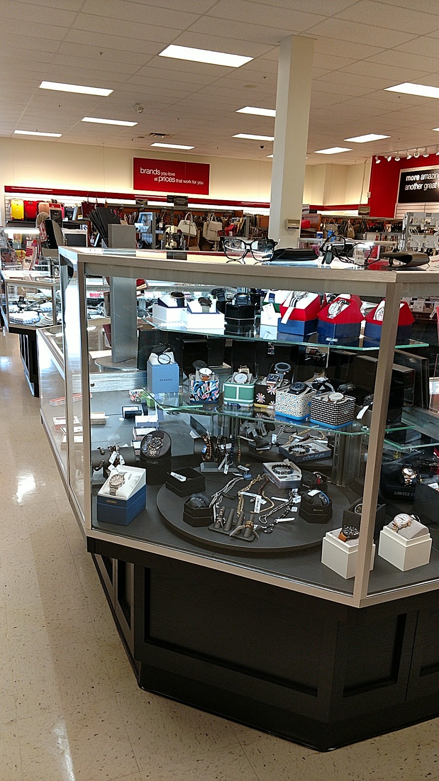 T.J. Maxx | 2339 N Telegraph Rd, Monroe, MI 48162, USA | Phone: (734) 243-6478