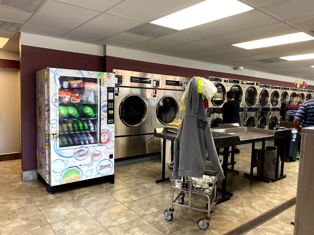 Largo Coin Laundry | 11540 Walsingham Rd, Largo, FL 33778, USA | Phone: (727) 238-3648