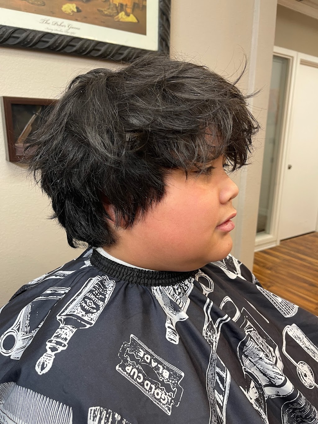 The barbers eye | 3400 Bradshaw Rd, Sacramento, CA 95827, USA | Phone: (916) 256-8423