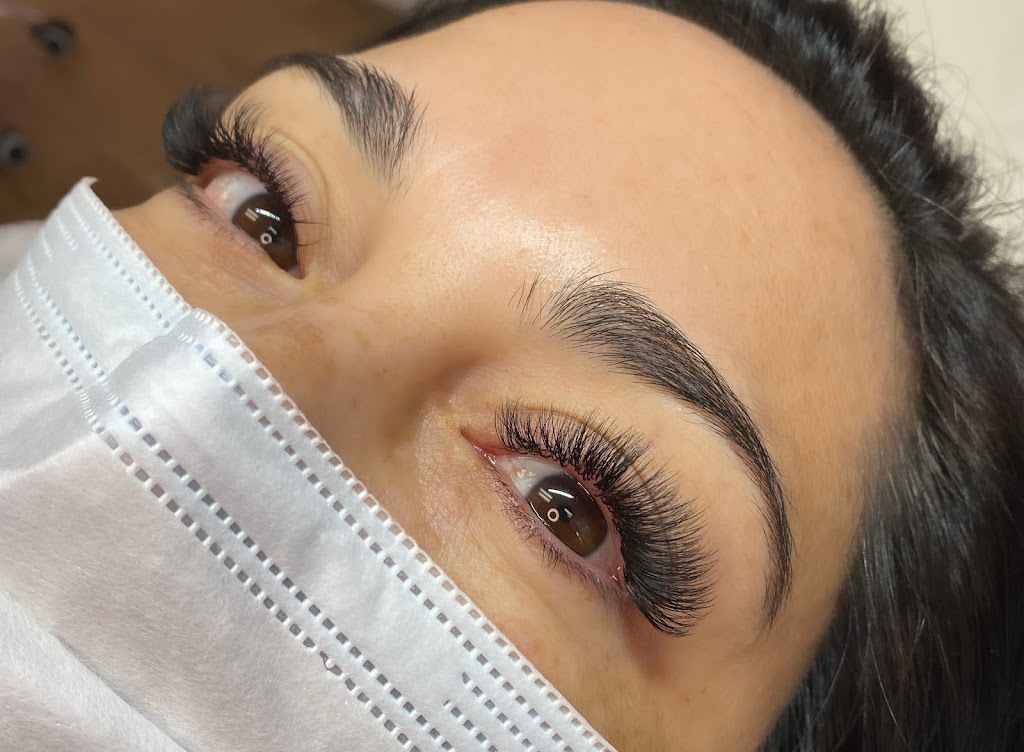 Lashes 102 | 1525 E Ontario Ave #102, Corona, CA 92881, USA | Phone: (714) 696-2681