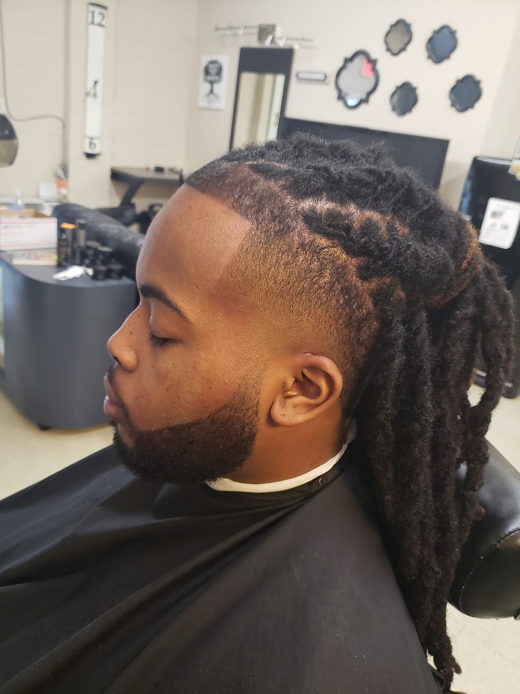 Picture Perfect Barbershop | 2821 N Roxboro St, Durham, NC 27704, USA | Phone: (919) 931-7651