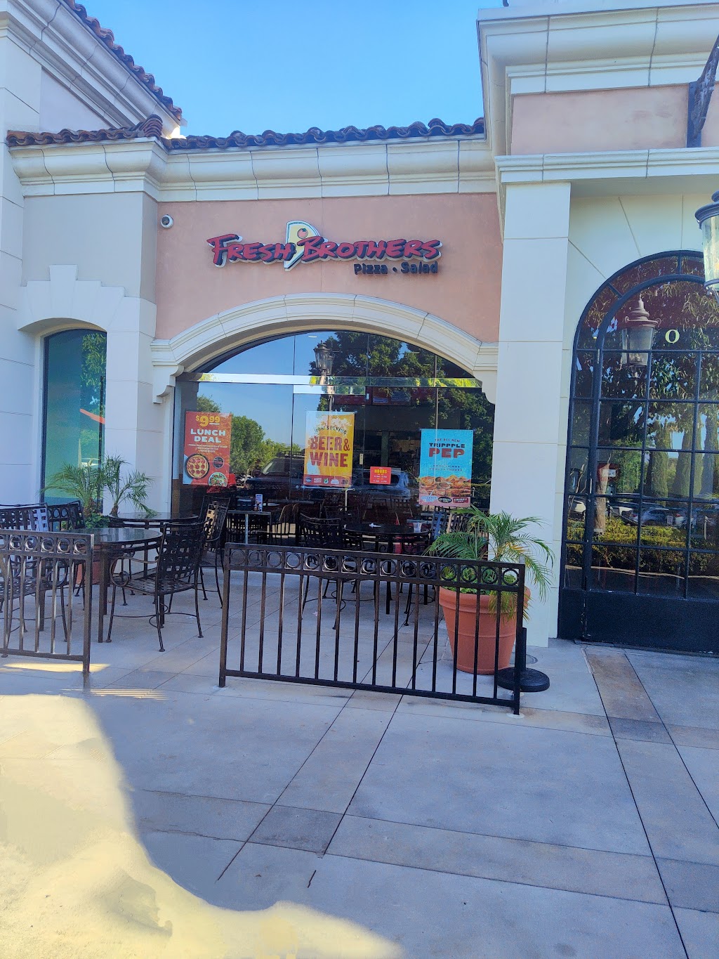 Fresh Brothers Pizza | 4751 Commons Way, Calabasas, CA 91302, USA | Phone: (818) 225-7555