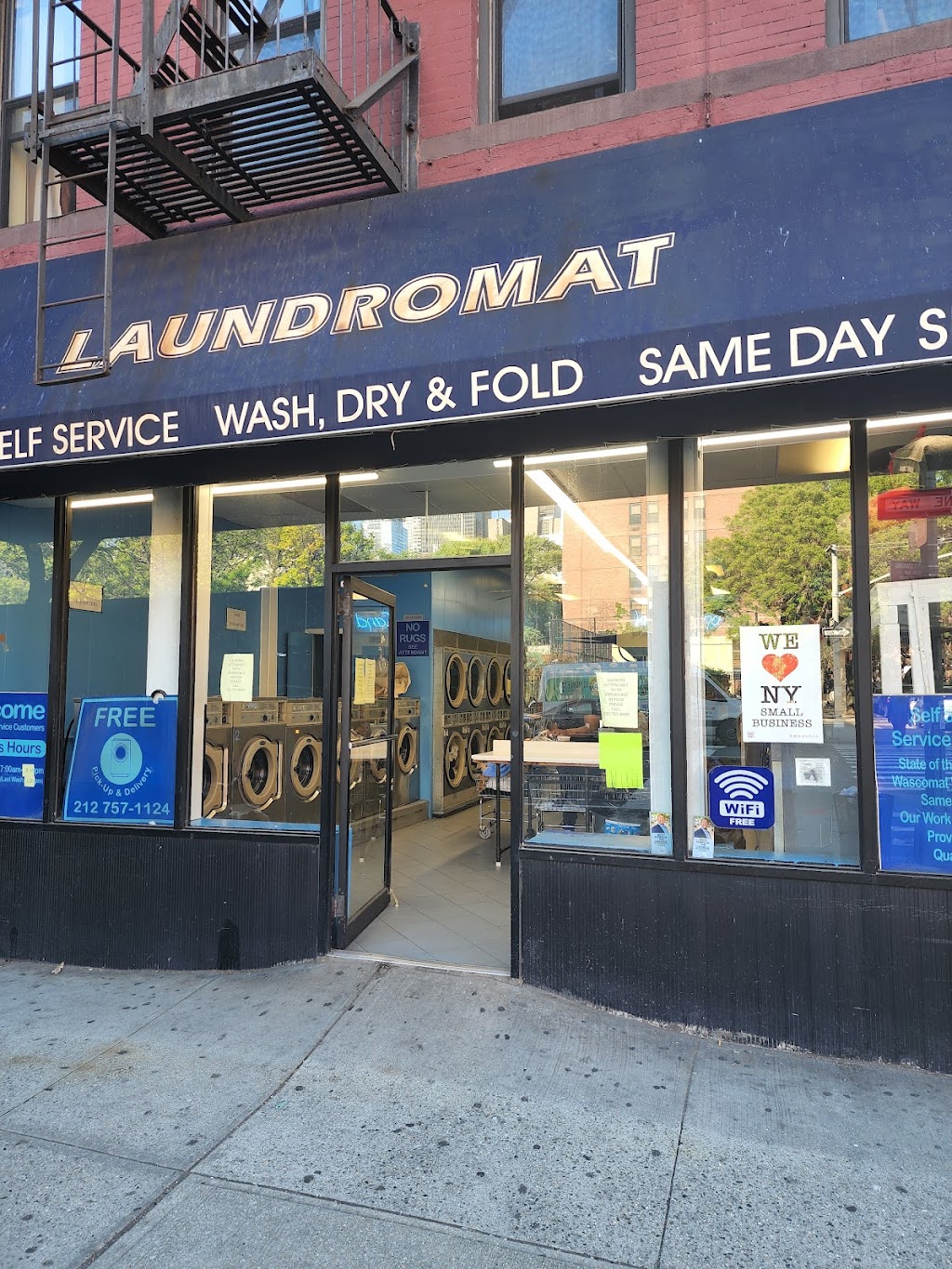 Laundromat | 703 10th Ave, 500 W 48th St, New York, NY 10036, USA | Phone: (212) 757-1124