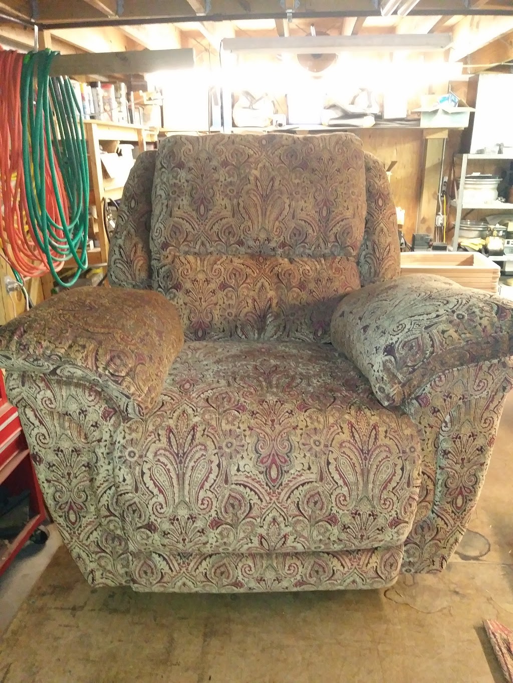 Curtis-C Custom Upholstery | 308 Rouse Ave #7, Frankfort, KY 40601, USA | Phone: (502) 352-7605