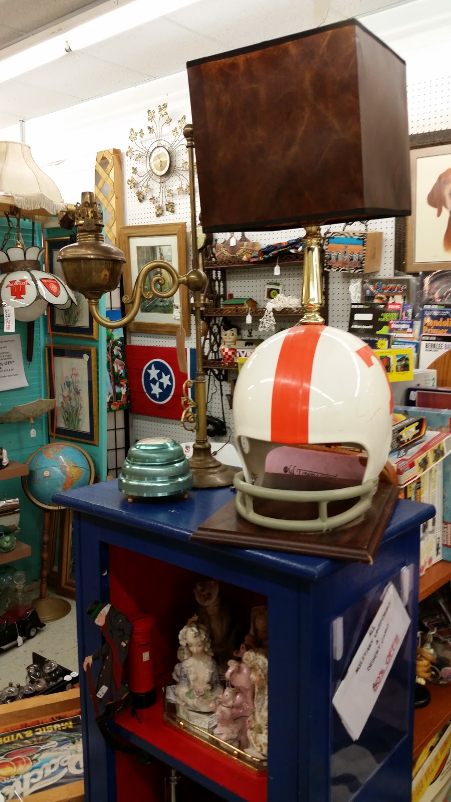 Old Towne Antiques | 2090 Fairview Blvd, Fairview, TN 37062, USA | Phone: (615) 799-0703