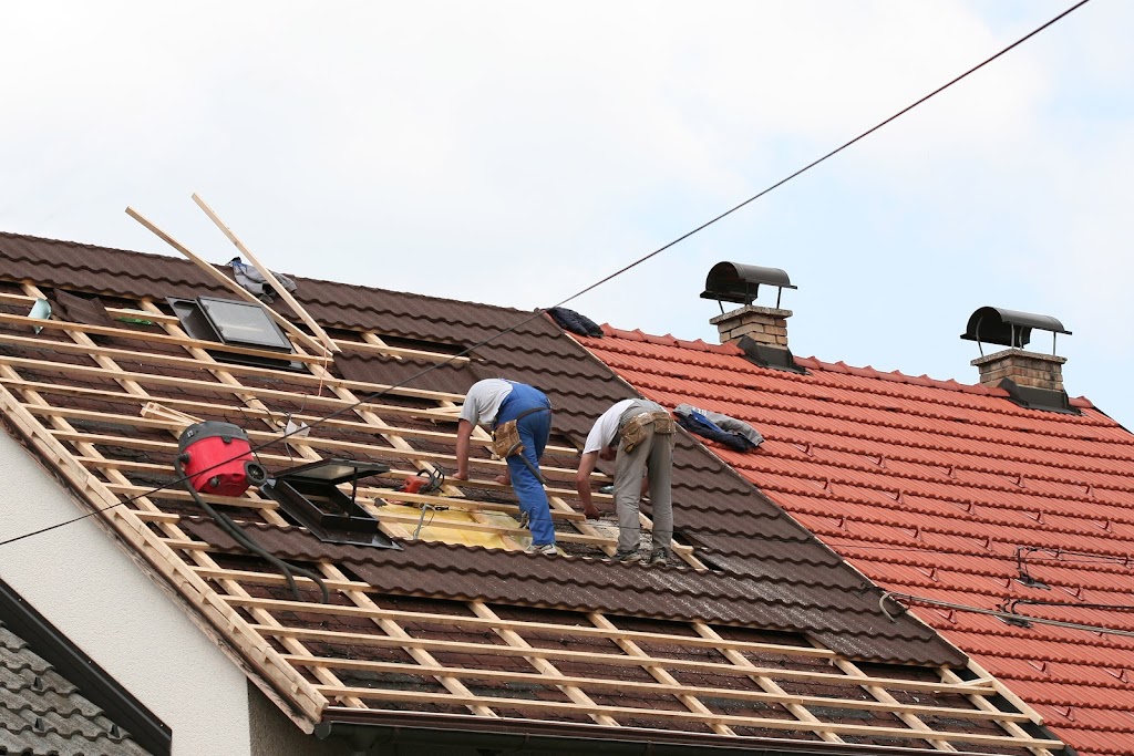 Peachtree Roof Repair | 102 Clover Green, Peachtree City, GA 30269, USA | Phone: (678) 667-8210