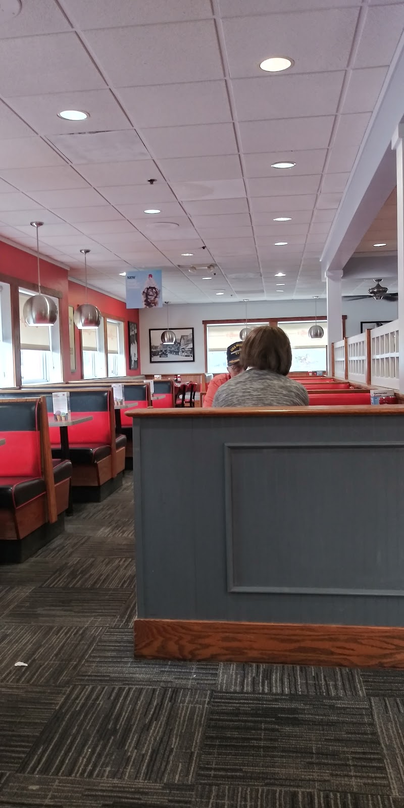 Friendlys | 40 Bedford St, Middleborough, MA 02346, USA | Phone: (508) 947-3900