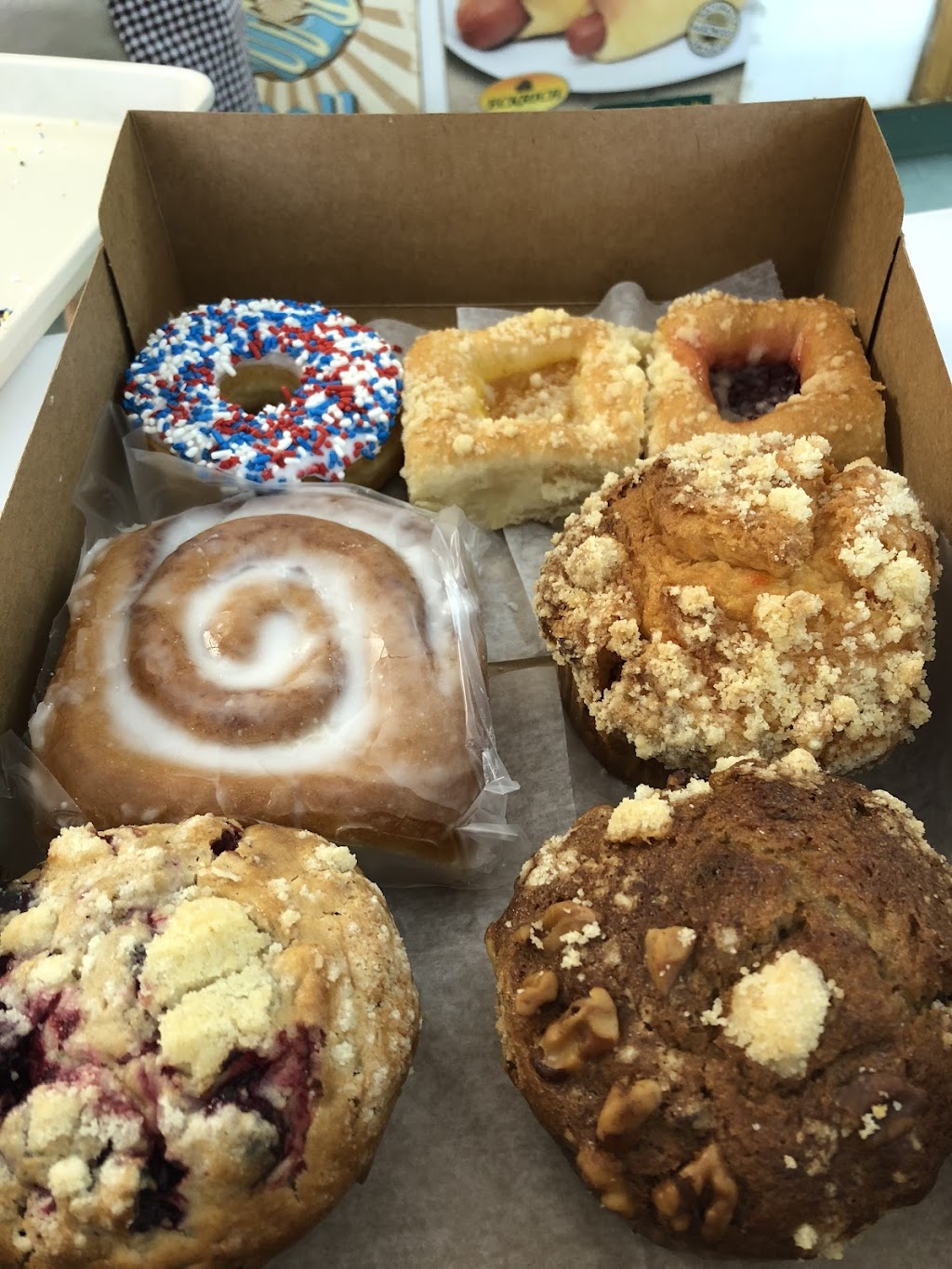 Busy Bs Bakery & Donuts | 3919 Colleyville Blvd # B, Colleyville, TX 76034, USA | Phone: (817) 581-8555