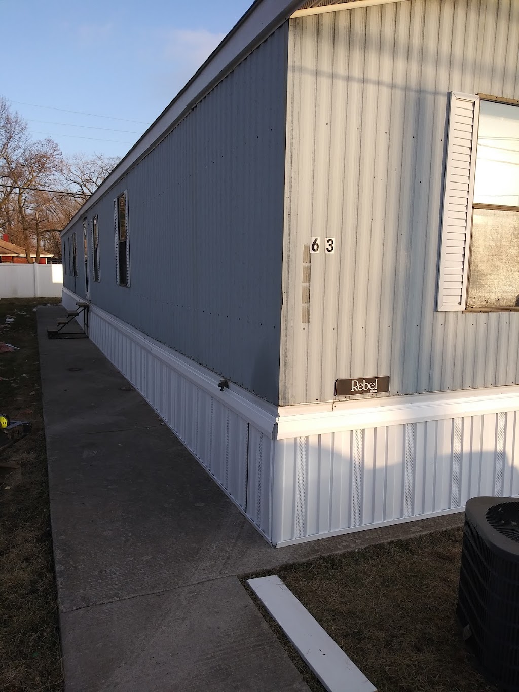 Specialville Estates Mobile Home Park | 14136 S Wood St #9, Dixmoor, IL 60426, USA | Phone: (708) 232-3954
