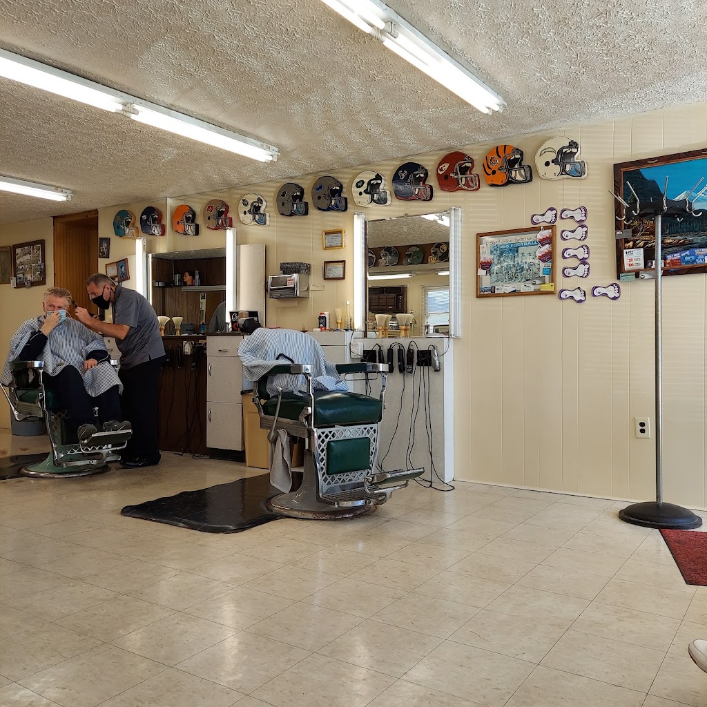 Slyes Barber Shop | 817 Montgomery St, Laurel, MD 20707, USA | Phone: (301) 490-2564