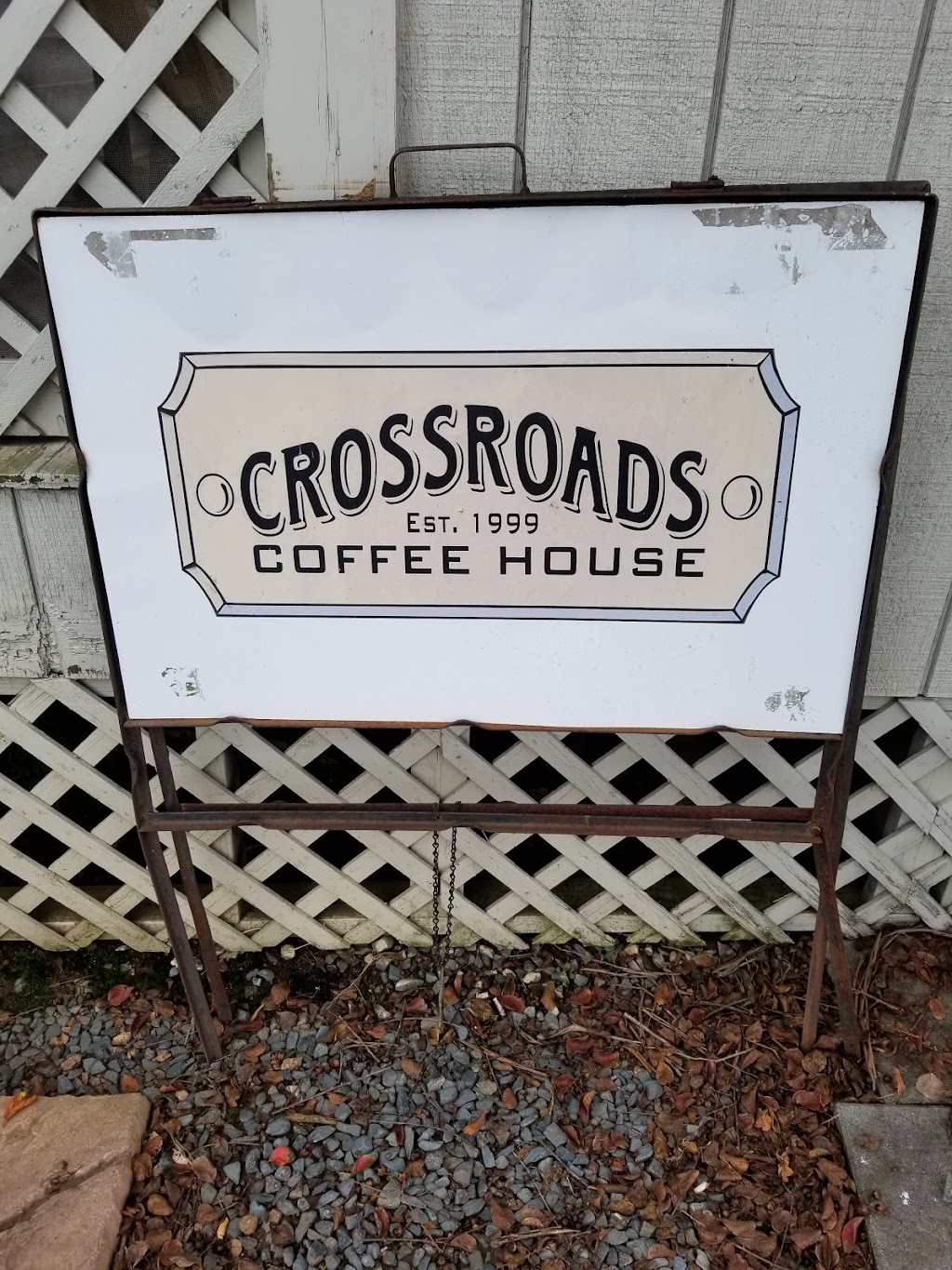 Crossroads Coffee House | 112 N Broome St, Waxhaw, NC 28173, USA | Phone: (704) 843-5667